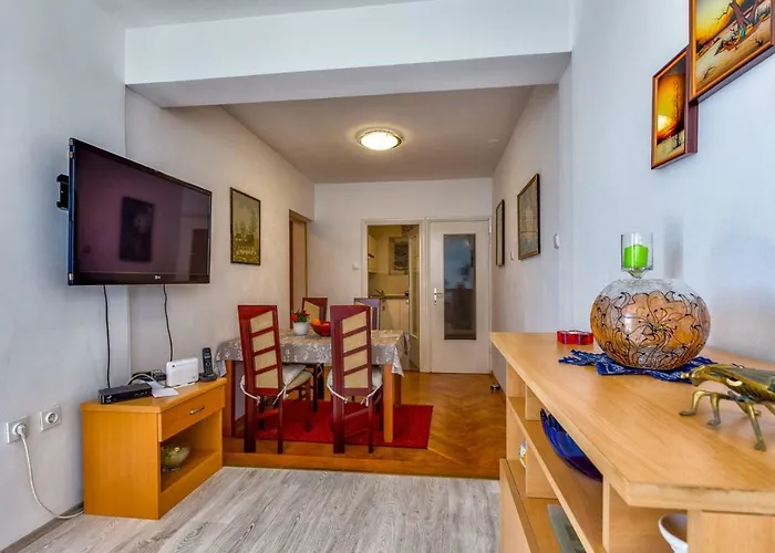 Kira, Maison d'hôtes 3*