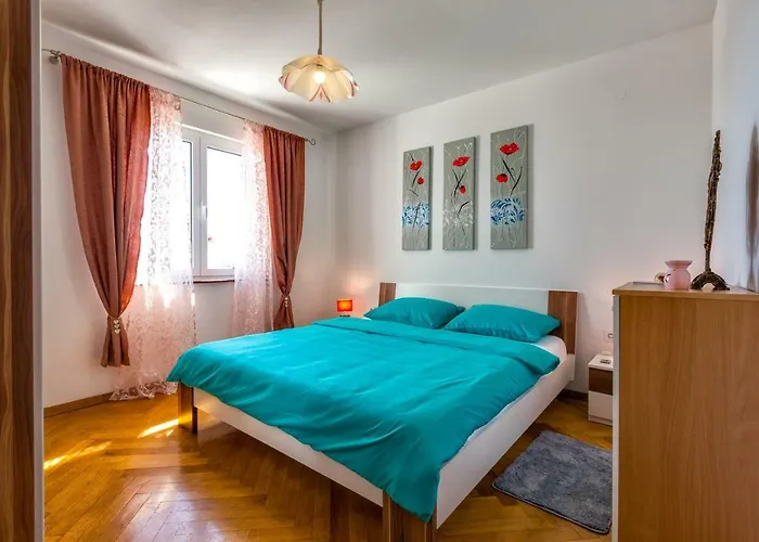 Maison d'hôtes Kira, 3*
